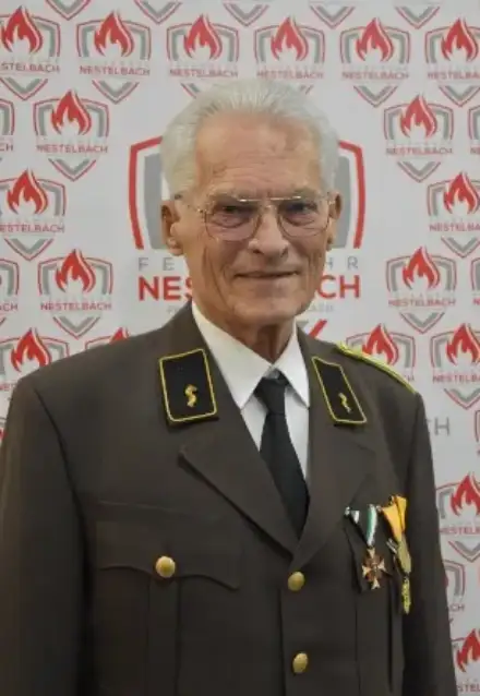 Dr. Gernot Stoiser